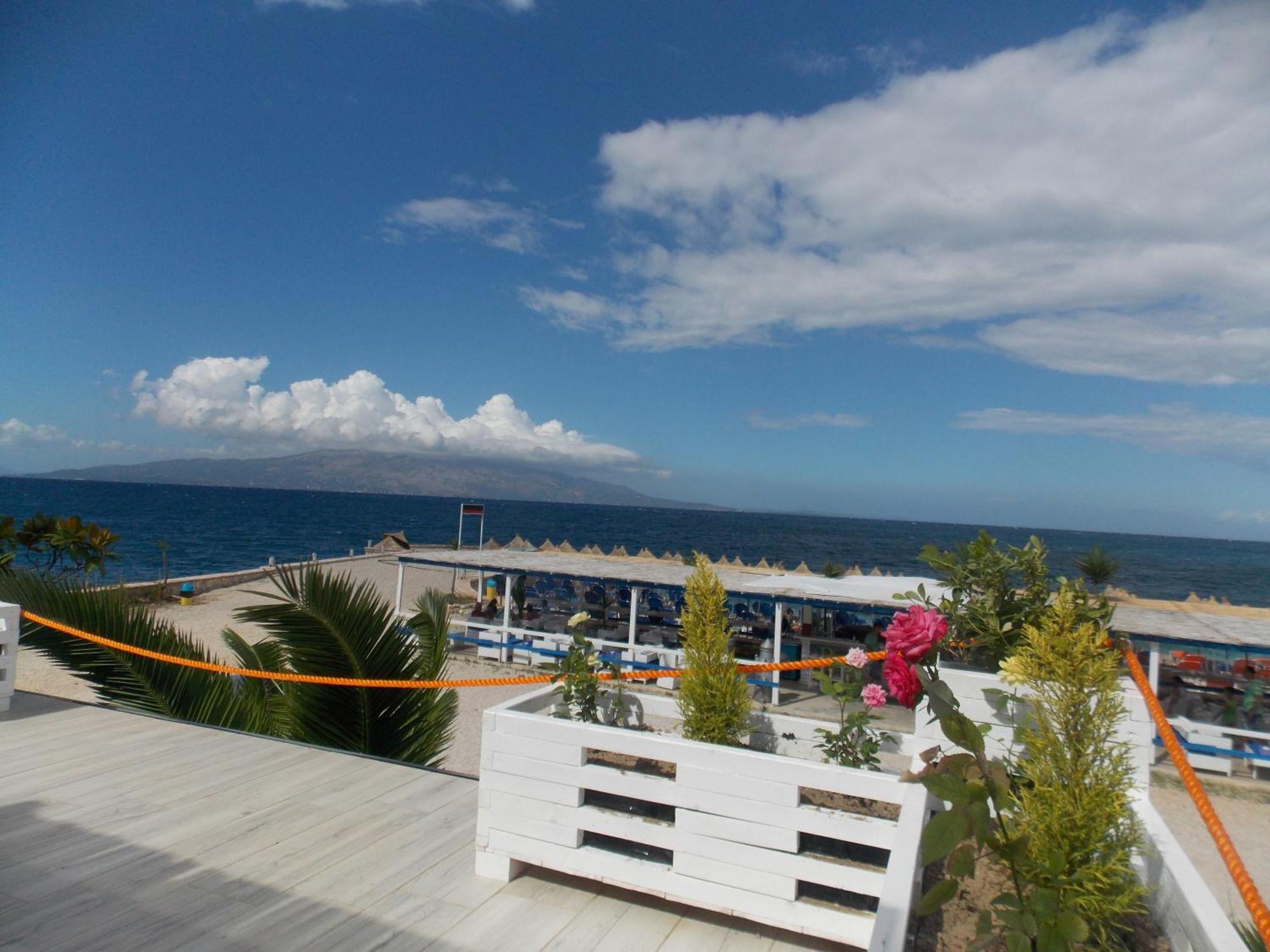Sunset Suites Saranda Extérieur photo
